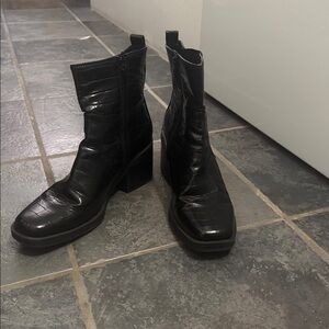 Black Croc-Embossed Heeled Boots